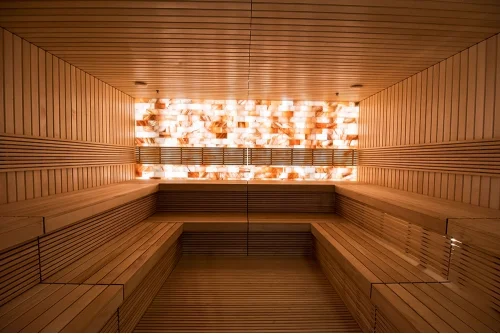 Sauna: korzyści zdrowotne, ryzyko i zapobieganie