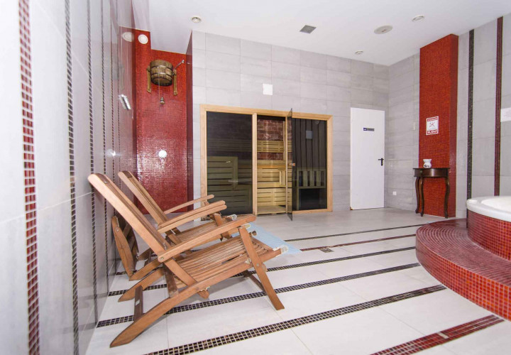 Renowacja sauny z solą himalajską w ośrodku sportowo-wellness OAZIS