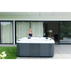 Basen z hydromasażem SPA ADMIRE