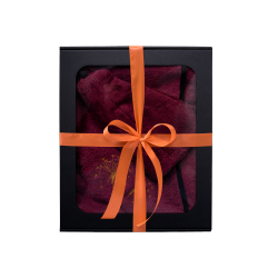 Zestaw prezentowy w pudełku prezentowym dla NIEJ. Damski kapelusz i fartuch do sauny – BORDOWY 