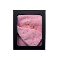 Zestaw prezentowy w pudełku prezentowym dla NIEJ. Damski czepek do sauny i fartuch - RÓŻOWY 