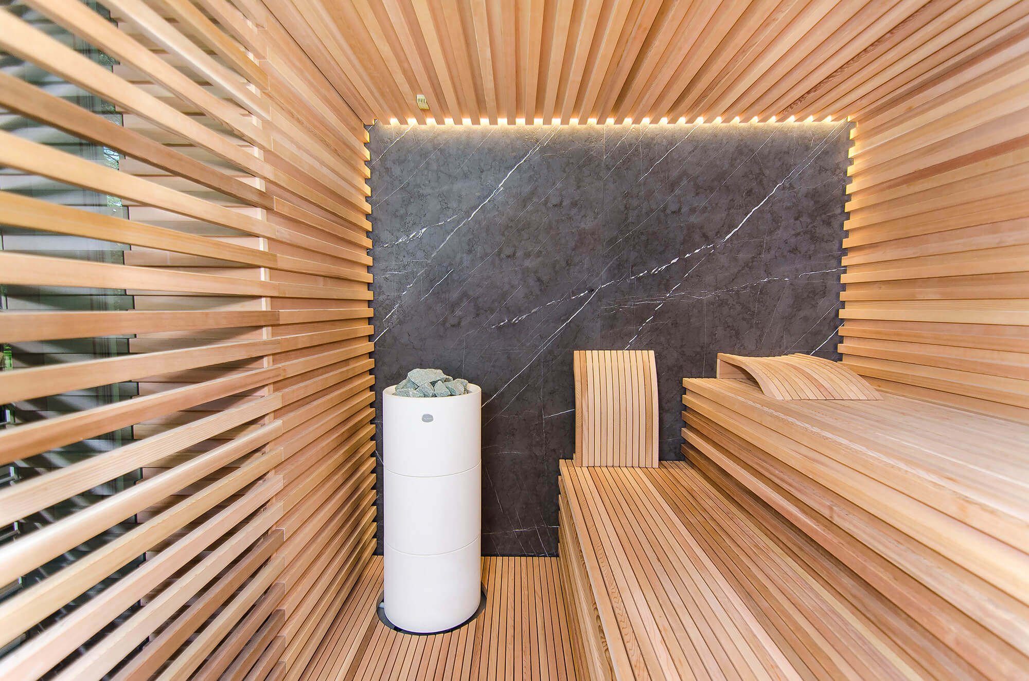Nowoczesna sauna z funkcją parową